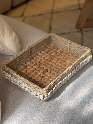 Shela tray