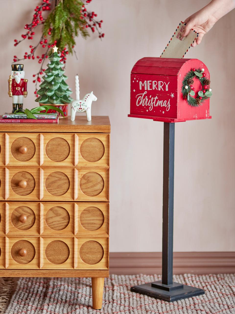 Buzón navideño alto